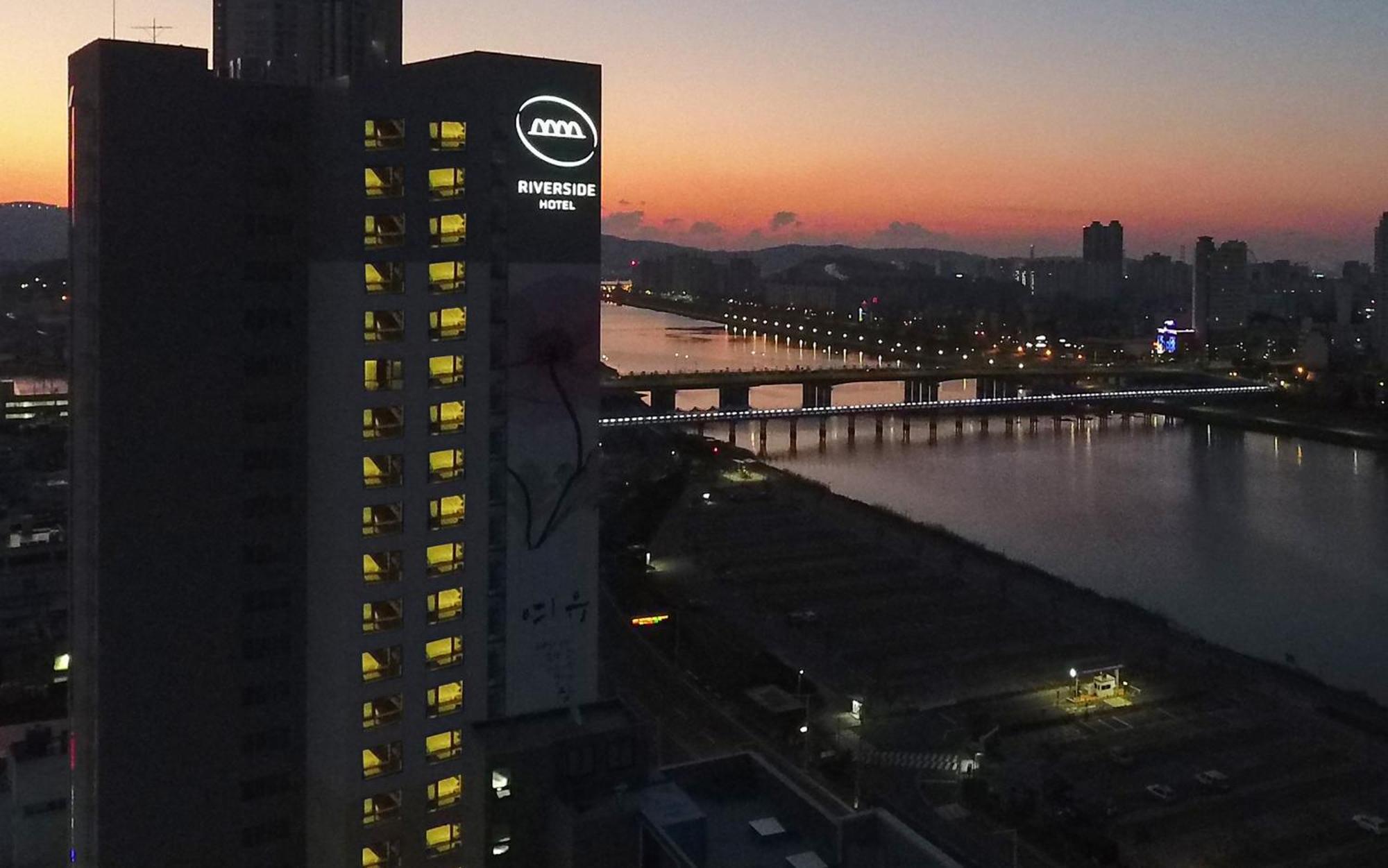 Hotel Riverside Ulsan Exterior foto